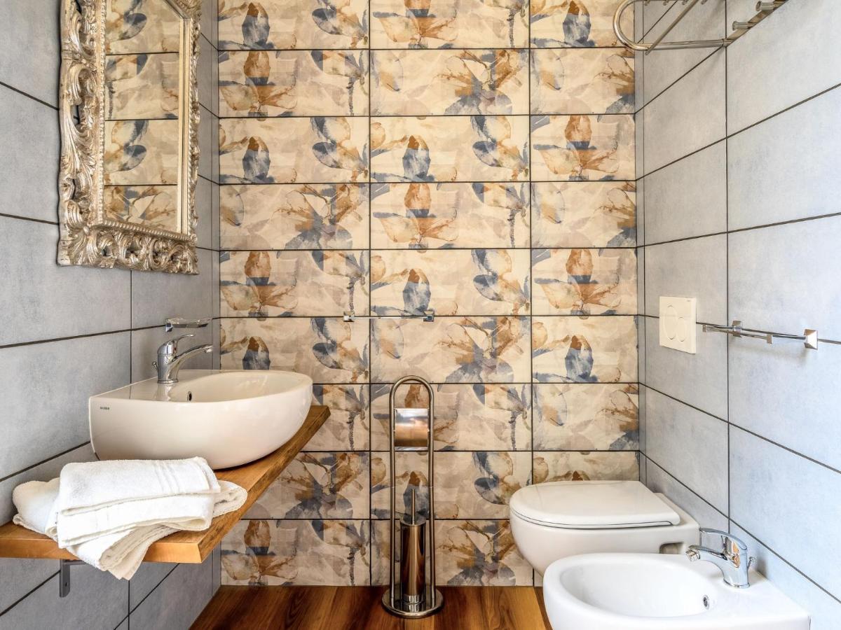 Apartment Verde By Interhome Porto Valtravaglia Luaran gambar